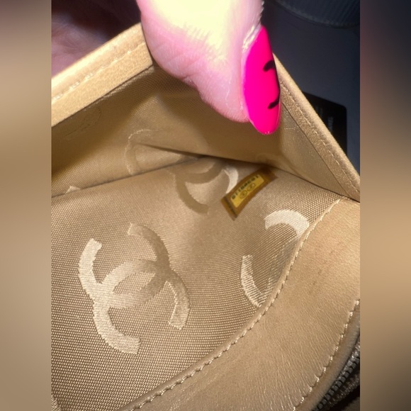 Chanel Caviar Long Wallet on Chain w/COA - Picture 4 of 10